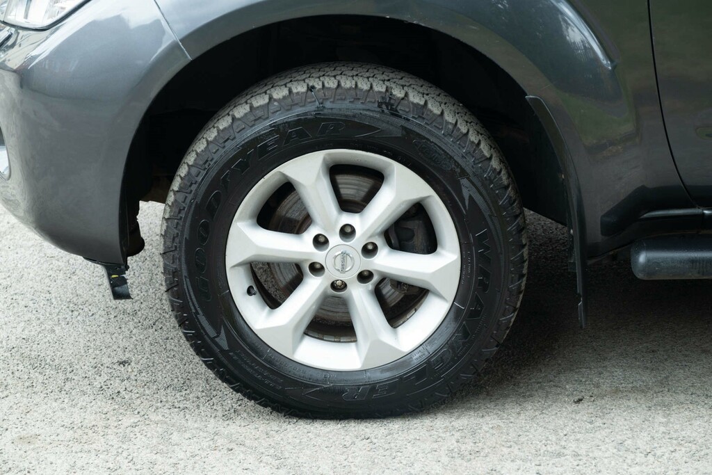 Nissan Navara Pickup 2.5 Dci Acenta King Cab 201414 Grey #39