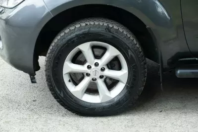 Nissan Navara Dci Outlaw 4X4 Shr Dcb Grey #39