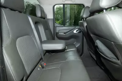 Nissan Navara Dci Outlaw 4X4 Shr Dcb Grey #37