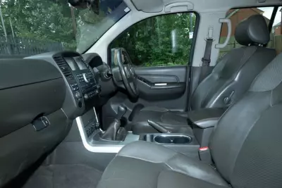 Nissan Navara Dci Outlaw 4X4 Shr Dcb Grey #11