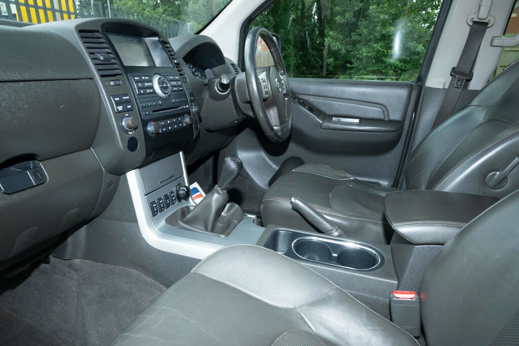 Nissan Navara Pickup 2.5 Dci Acenta King Cab 201414 Grey #14