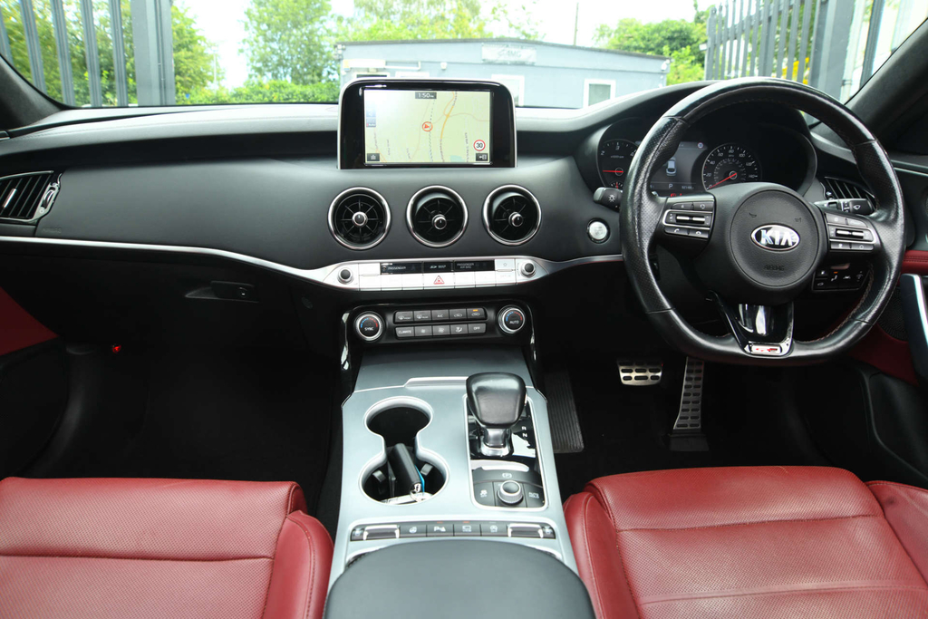 Kia Stinger 3.3 T Gdi V6 Gt S Gran Turismo S Black #13