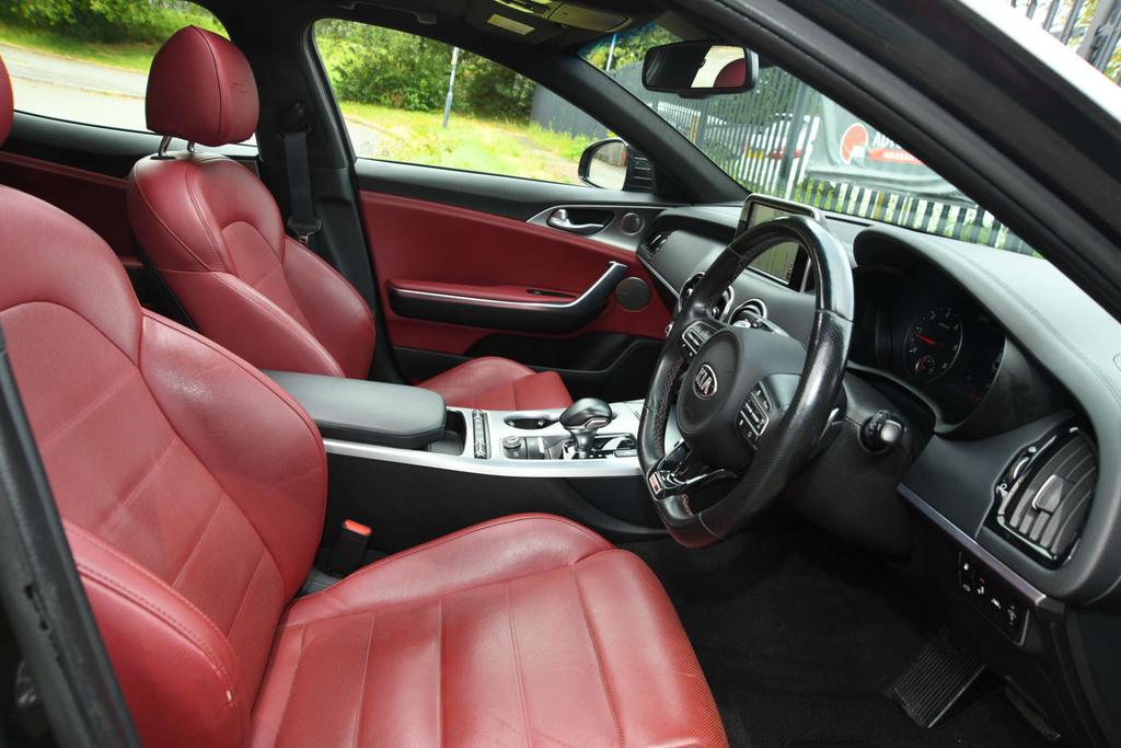 Kia Stinger 3.3 T Gdi V6 Gt S Gran Turismo S Black #18