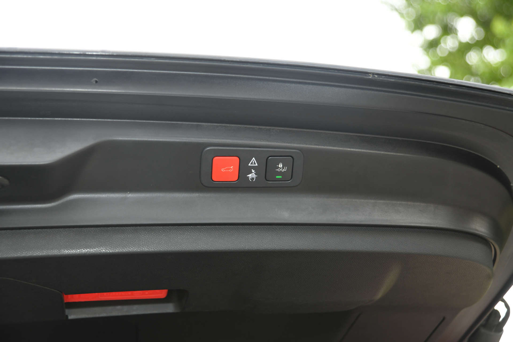 Peugeot 5008 1.2 Puretech Allure Suv Black #11