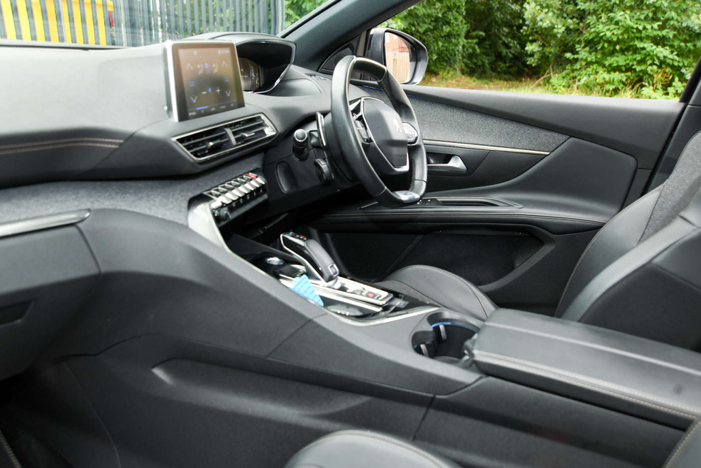Peugeot 5008 1.2 Puretech Allure Suv Black #21