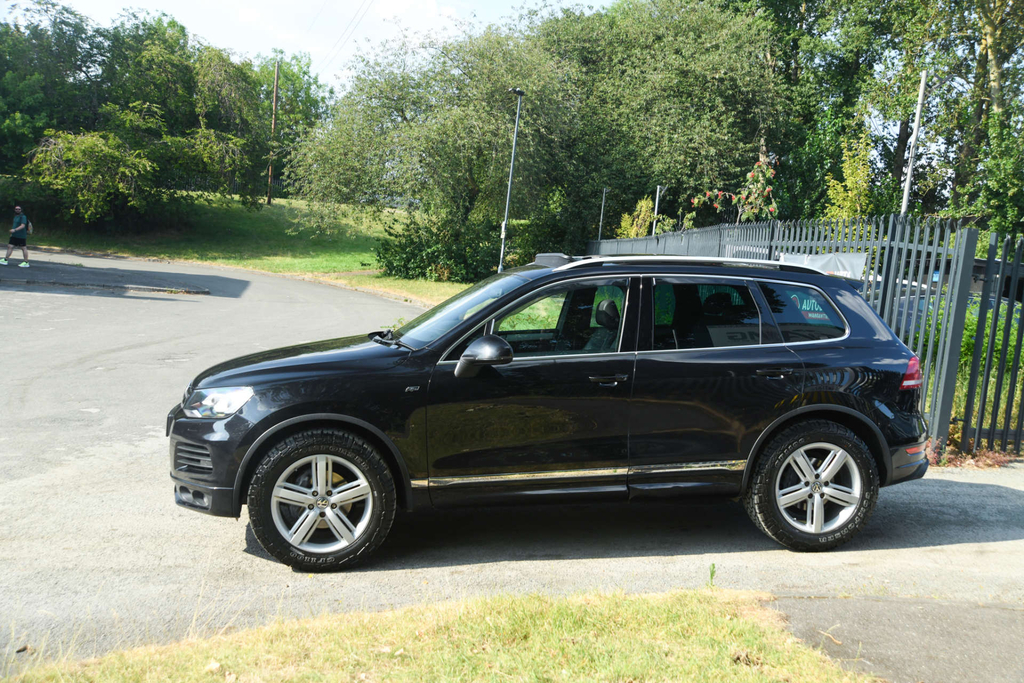 Volkswagen Touareg V6 R-line Tdi Bluemotion Technology 4Wd  #4