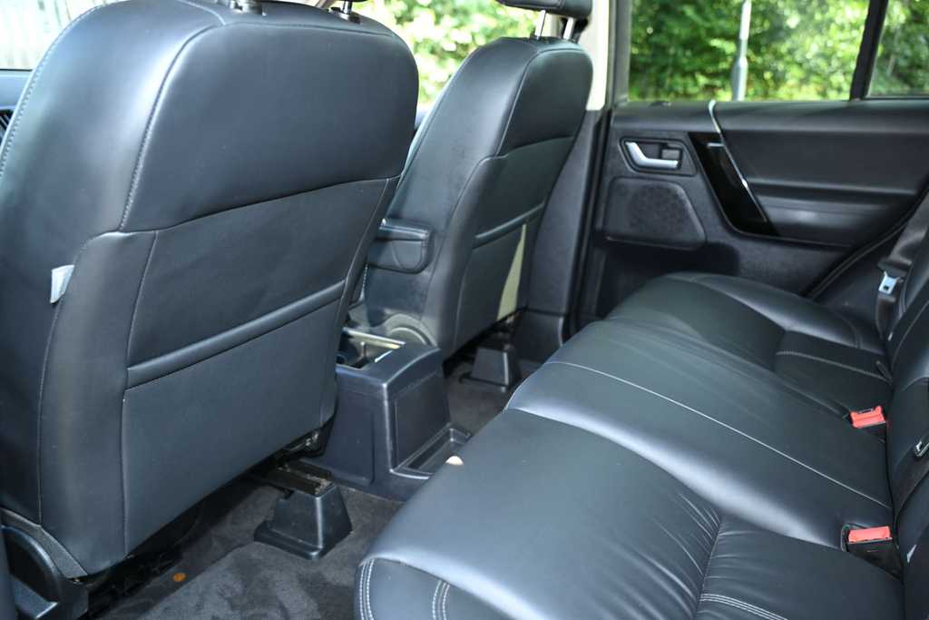 Land Rover Freelander Se Tech Sd4 #25