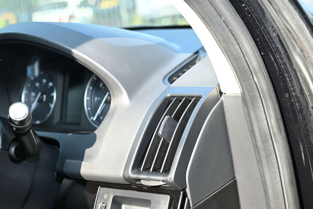 Land Rover Freelander Se Tech Sd4 #37
