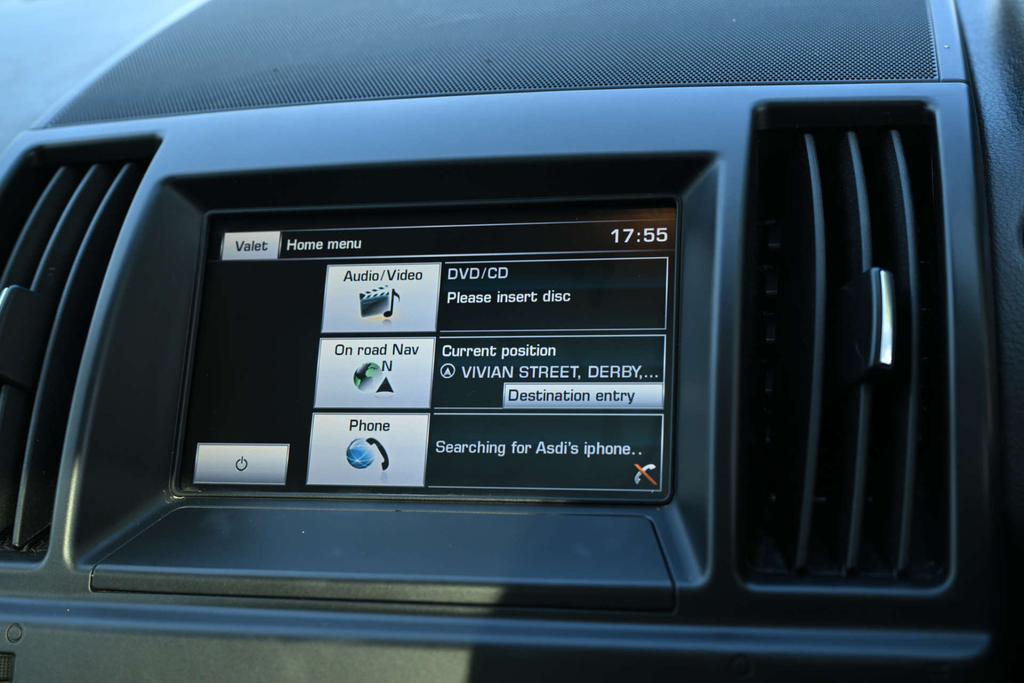 Land Rover Freelander Se Tech Sd4 #31