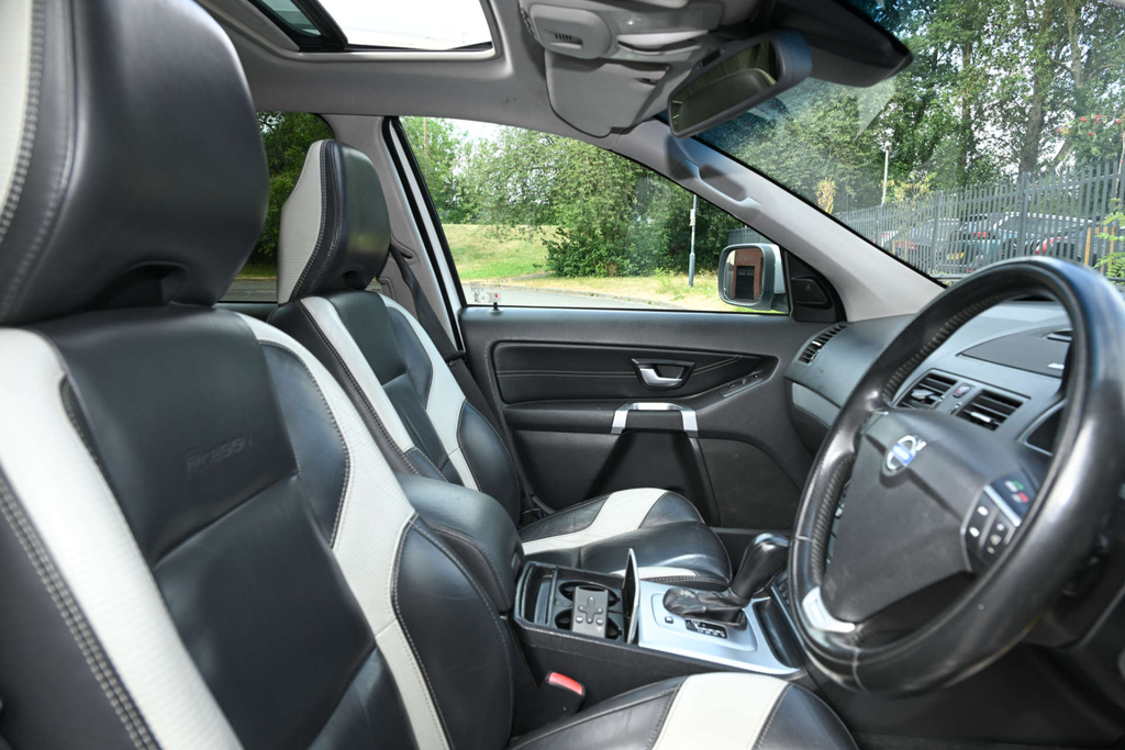 Volvo XC90 Xc90 Es D5 Awd Brown #14