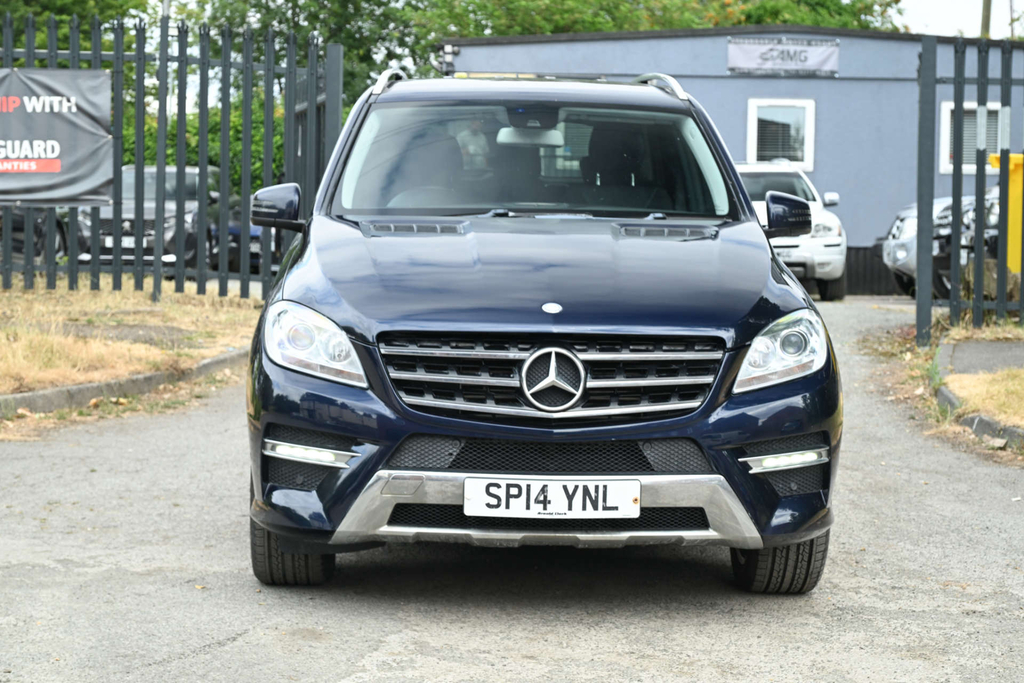 Mercedes-Benz M Class Amg Sport Bluetec 4Wd #2