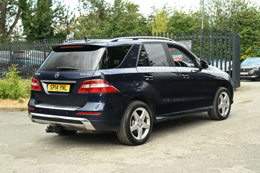 Mercedes-Benz M Class Amg Sport Bluetec 4Wd #6