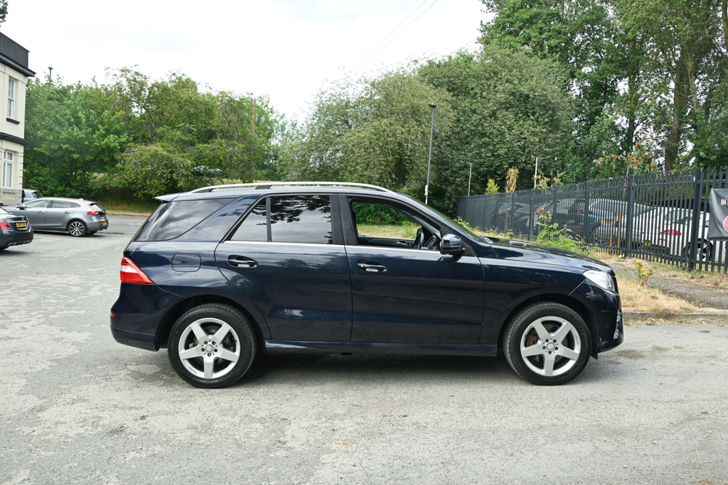 Mercedes-Benz M Class Amg Sport Bluetec 4Wd #5