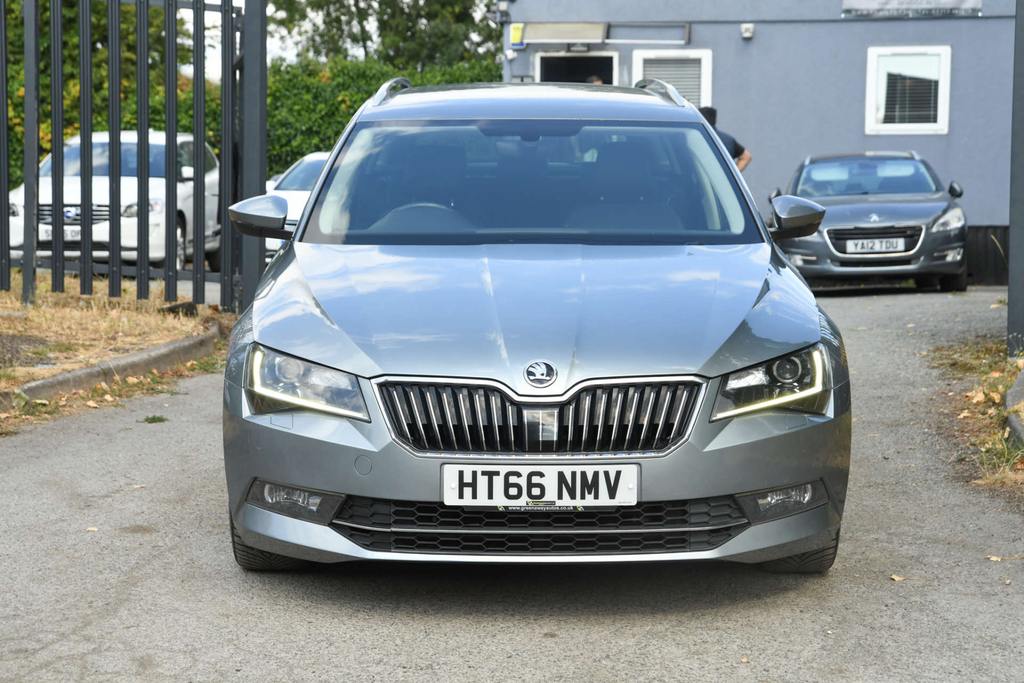 Skoda Superb Se L Executive Tdi  #2