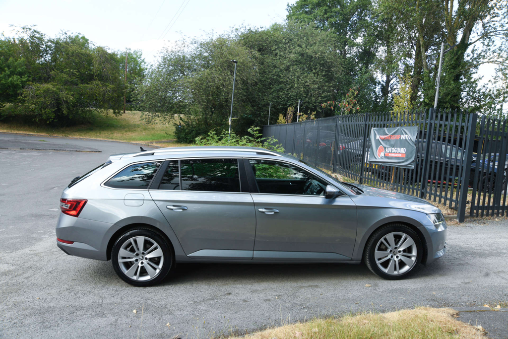 Skoda Superb Se L Executive Tdi  #6