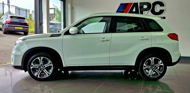 Suzuki Vitara 2015 1.6 Sz5 Suv Euro 6 Ss 1 White #2