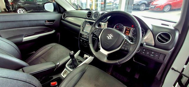 Suzuki Vitara 1.6 Sz4 Suv Euro 6 Ss 120 Ps #15