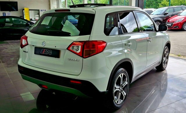 Suzuki Vitara 2015 1.6 Sz5 Suv Euro 6 Ss 1 White #5