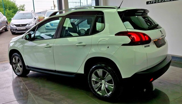 Peugeot 2008 2018 1.2 Puretech Active Suv Eur White #3