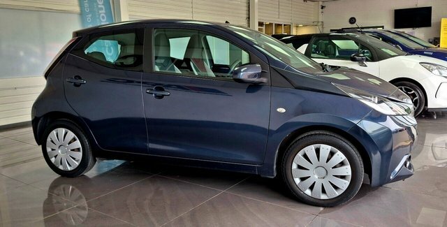 Toyota Aygo 2015 1.0 Vvt-i X-play Hatchback Blue #5
