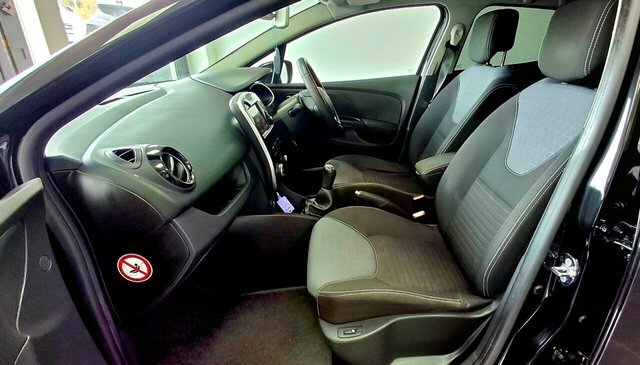 Renault Clio 1.2 16V Dynamique Medianav Euro 5 Black #36