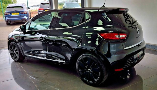 Renault Clio 1.2 16V Dynamique Medianav Euro 5 Black #3