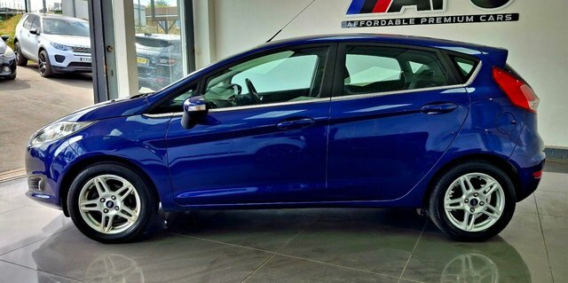 Ford Fiesta 1.0 Ecoboost Zetec White #2