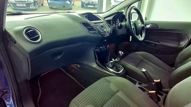 Ford Fiesta 1.0 Ecoboost Zetec White #32