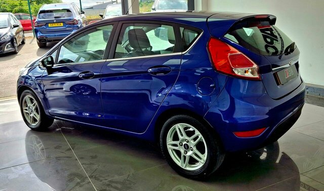 Ford Fiesta 1.0 Ecoboost Zetec White #3