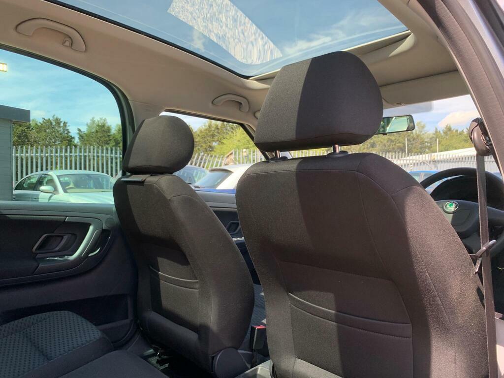 Skoda Roomster 1.6 Tdi Cr 105 Se Silver #34