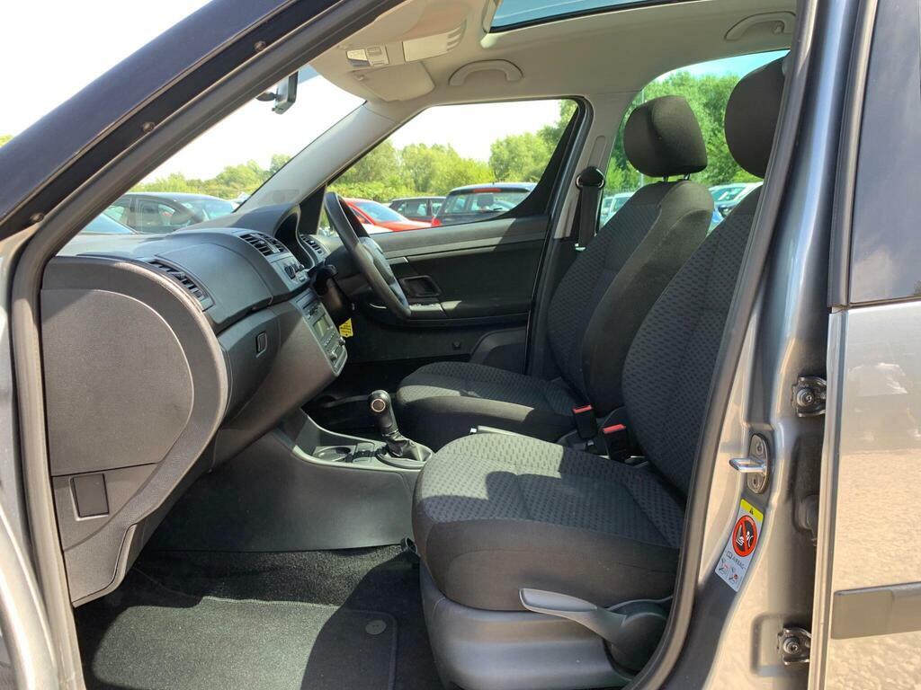 Skoda Roomster 1.6 Tdi Cr 105 Se Silver #30