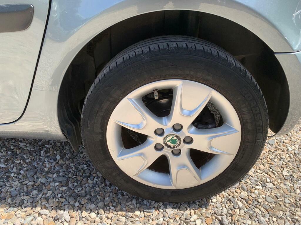 Skoda Roomster 1.6 Tdi Cr 105 Se Silver #16
