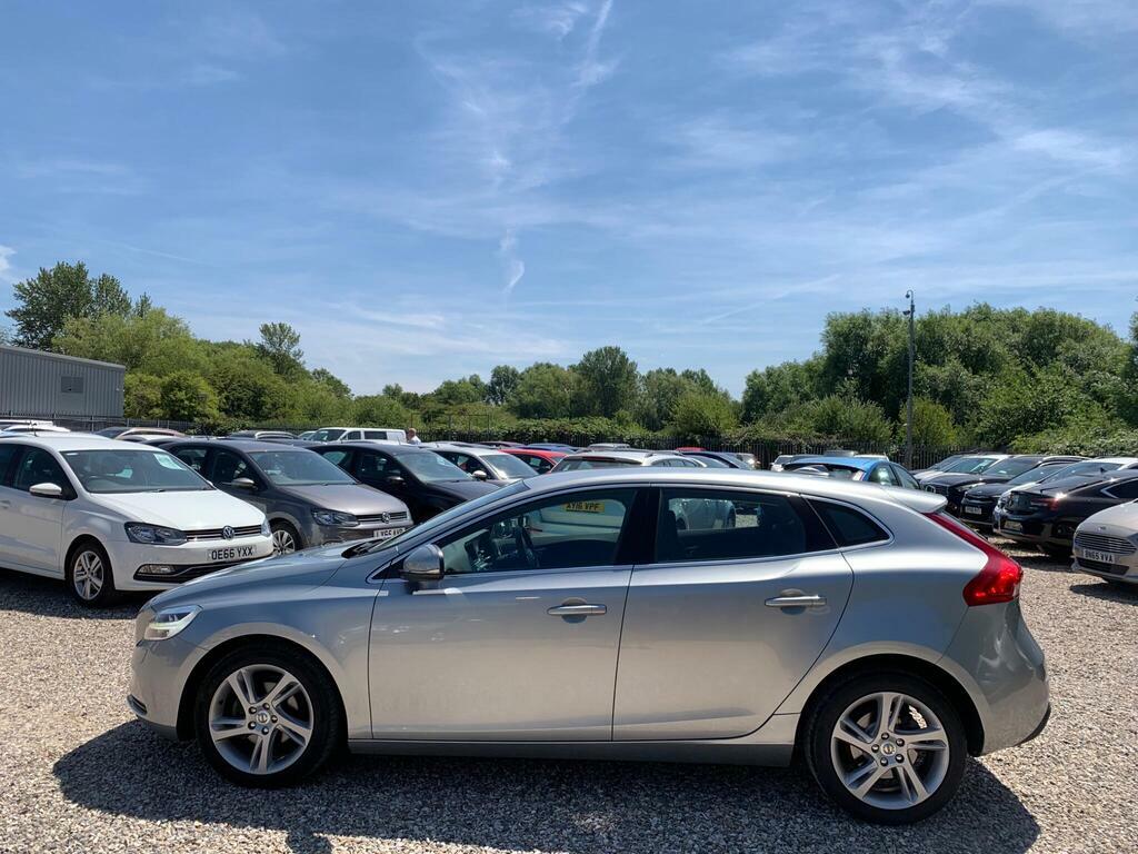 Volvo V40 2.0 D2 Inscription Euro 6 S S Silver #3