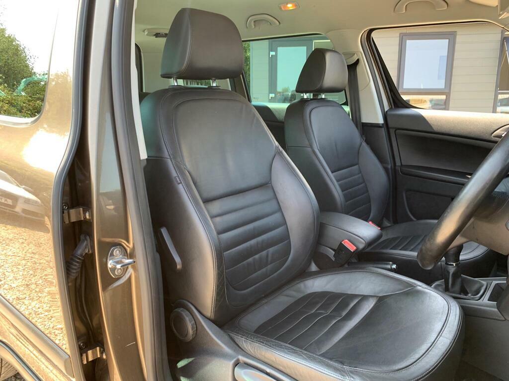 Skoda Yeti Hatchback White #20