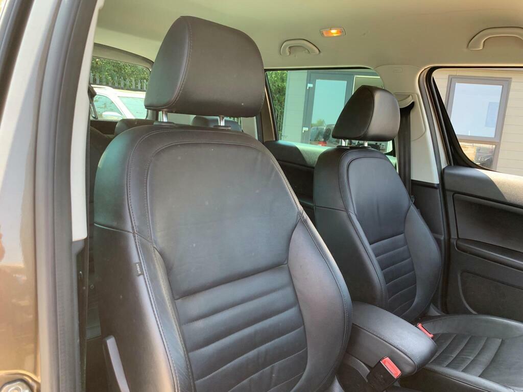 Skoda Yeti Hatchback White #21