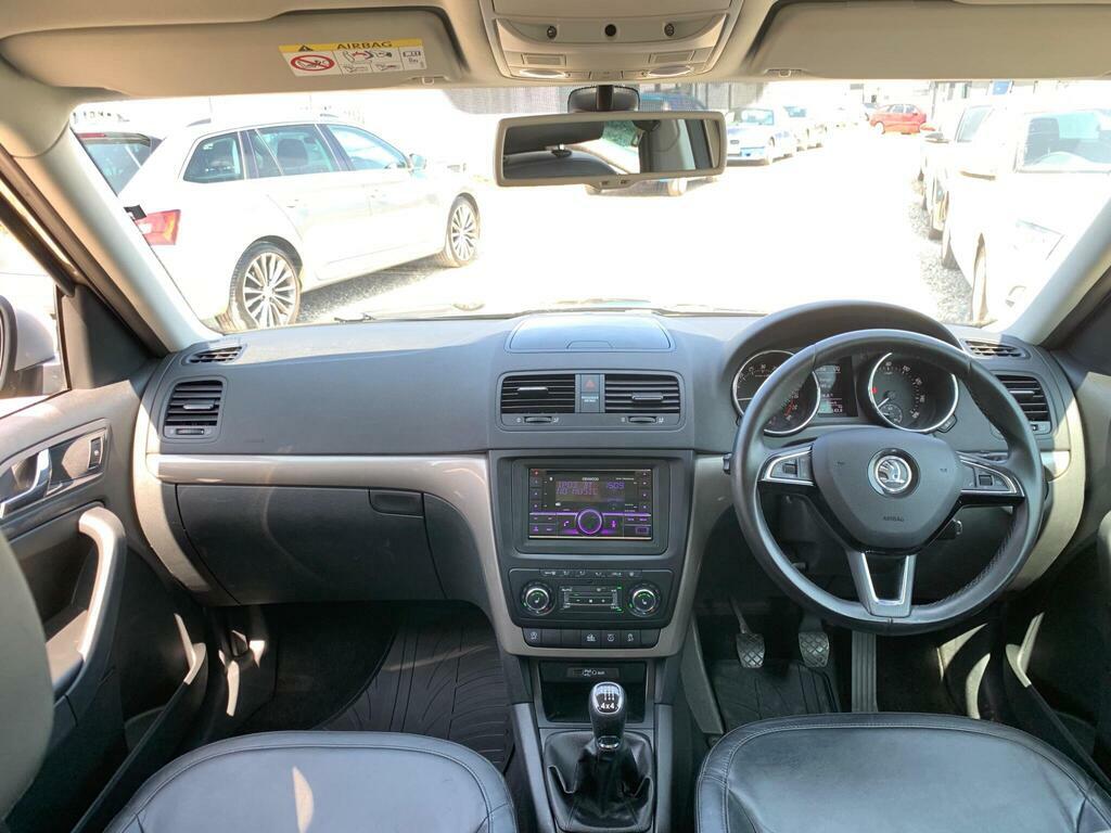 Skoda Yeti 2.0 Tdi Se L Outdoor 4Wd Euro 6 S S Brown #2