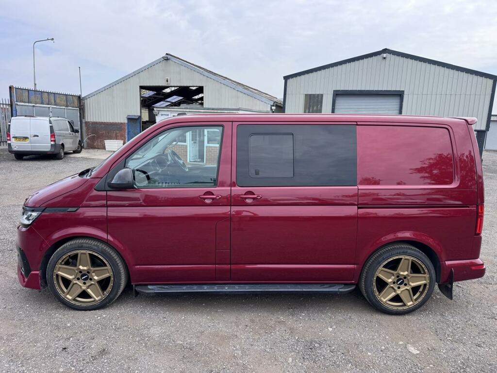 Volkswagen Transporter 2.0 Bitdi T30 Highline Dsg. 199Bhp. 6 Seat Kombi V Red #2