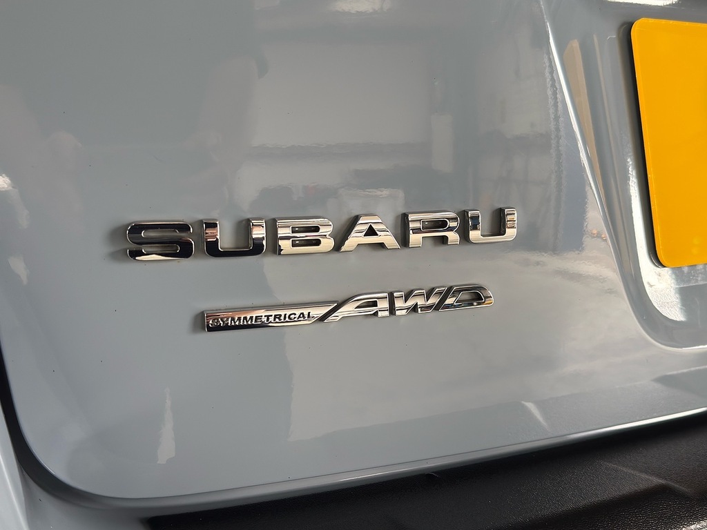 Subaru XV Hatchback White #8