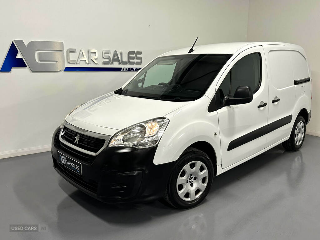 Peugeot Partner 850 1.6 Bluehdi 100 Professional Van Non Ss White