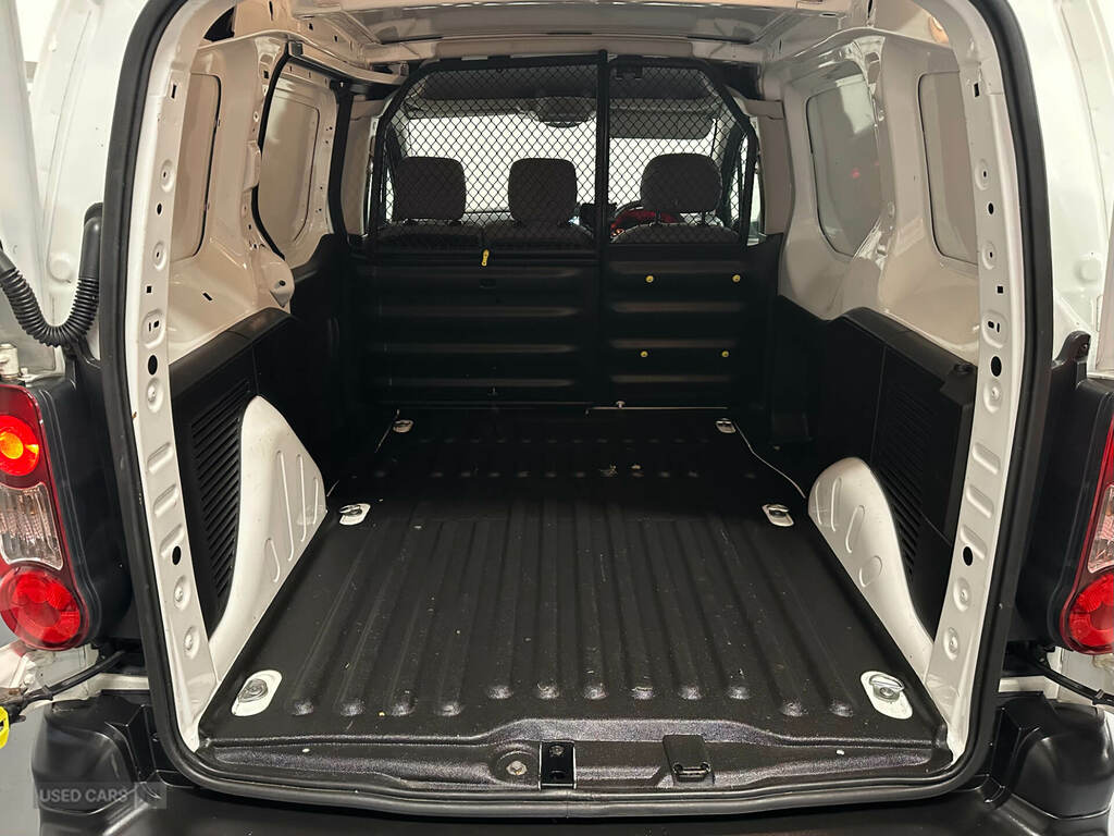 Peugeot Partner Panel Van White #19