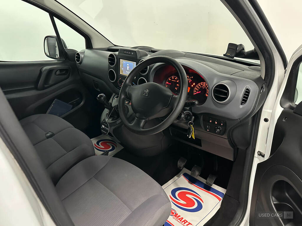 Peugeot Partner Panel Van White #13