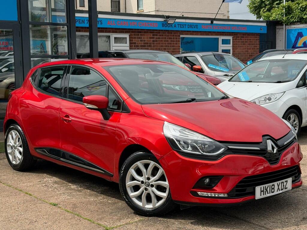 Renault Clio Hatchback 1.2 16V Dynamique Nav Euro 6 20181 Red