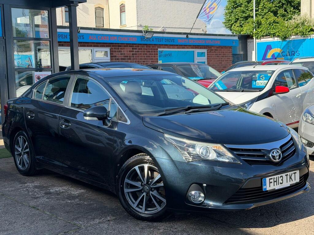 Toyota Avensis 2.0 D-4d Icon Euro 5 Red #44