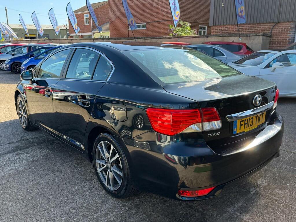 Toyota Avensis 2.0 D-4d Icon Euro 5 Red #48