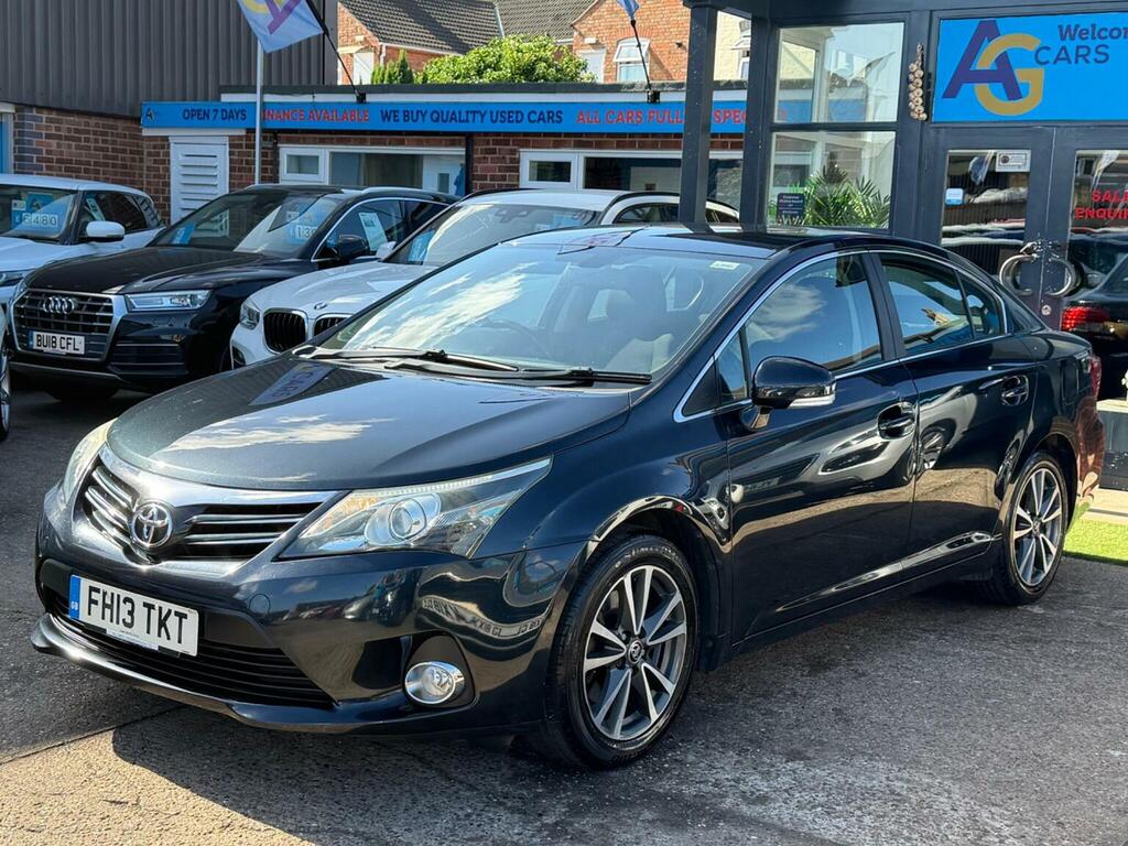 Toyota Avensis 2.0 D-4d Icon Euro 5 Red #41