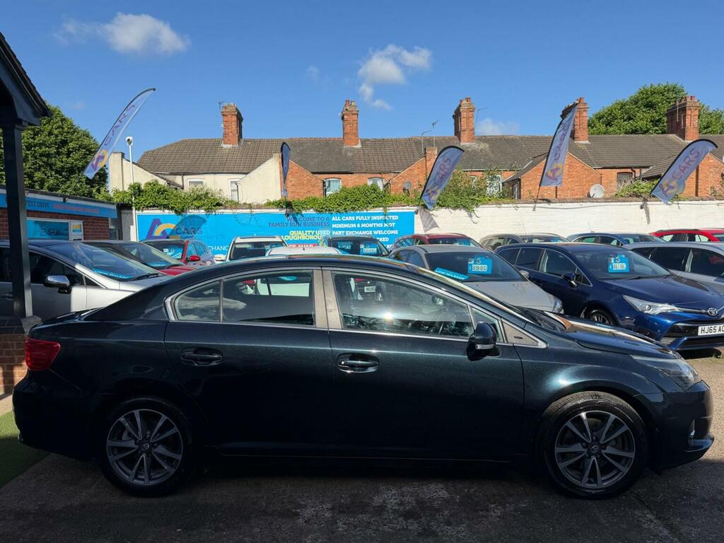 Toyota Avensis 2.0 D-4d Icon Euro 5 Red #42