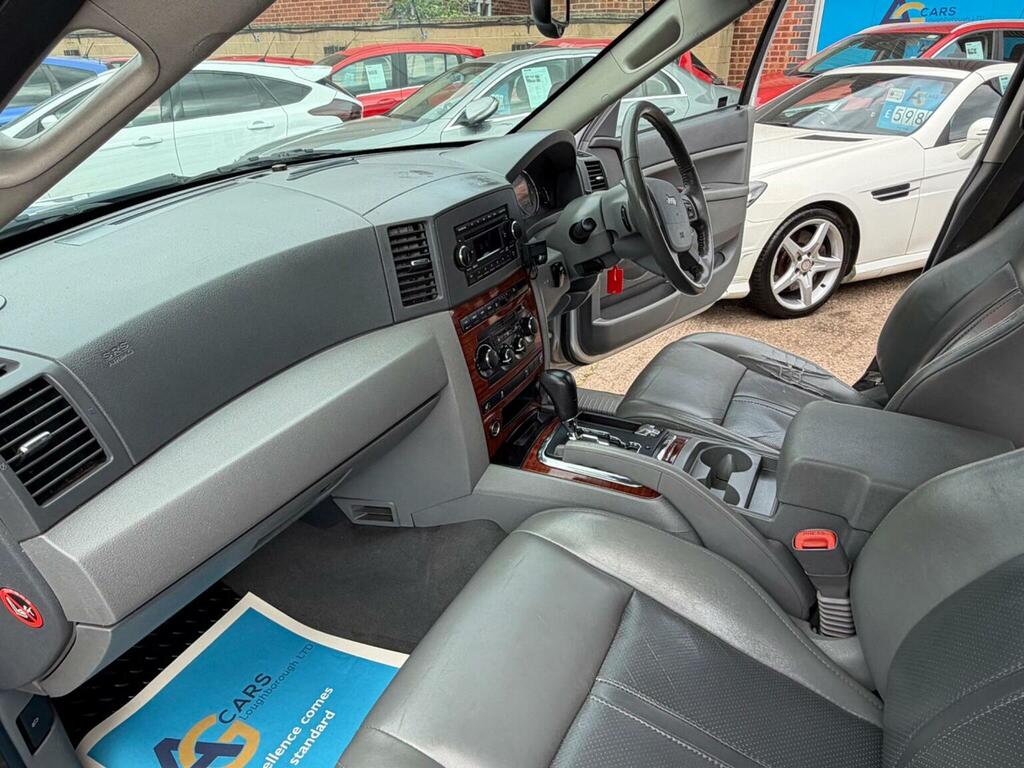 Jeep Grand Cherokee V6 Crd Overland 5-Door Silver #32