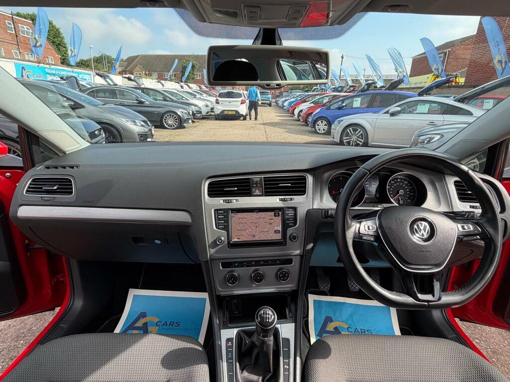 Volkswagen Golf Hatchback 1.4 Tsi Bluemotion Tech Match Edition Eu ND65FWX Red #2