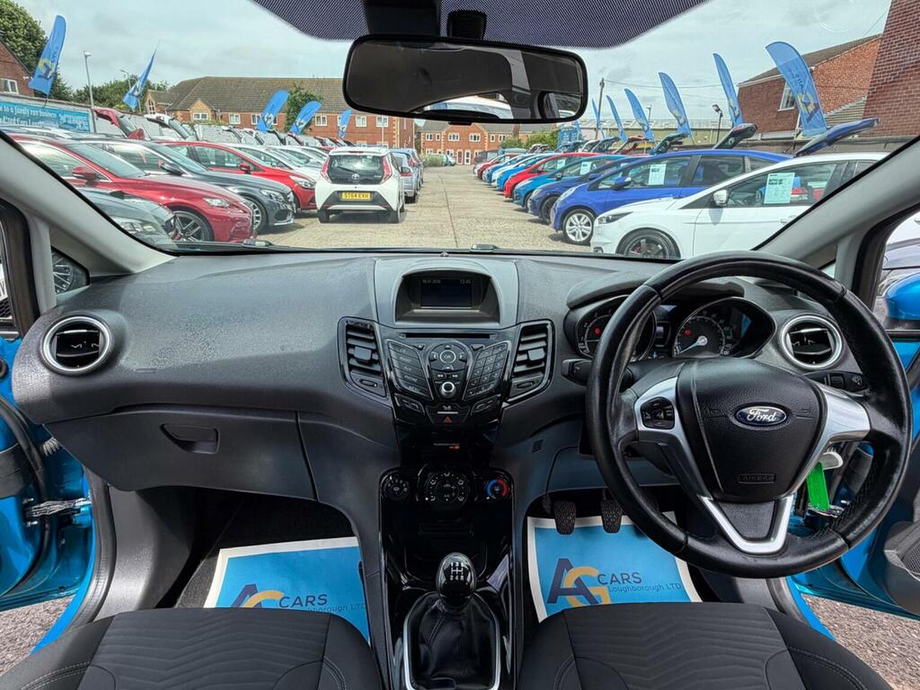 Ford Fiesta Hatchback 1.25 Zetec Euro 6 201565 Blue #2
