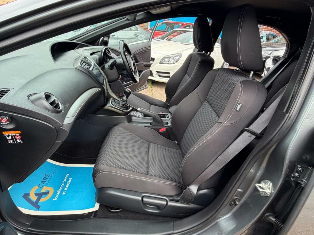 Honda Civic Hatchback 1.6 I-dtec Sport Euro 5 Ss 2015 AK65EZR Silver #4